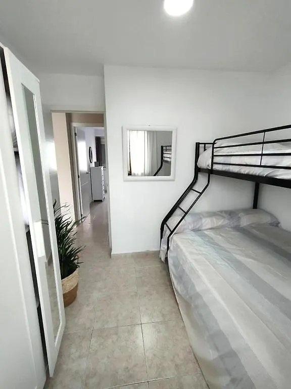 Precioso apartamento a estrenar, a 100mts de la Playa Apartamento Candelaria